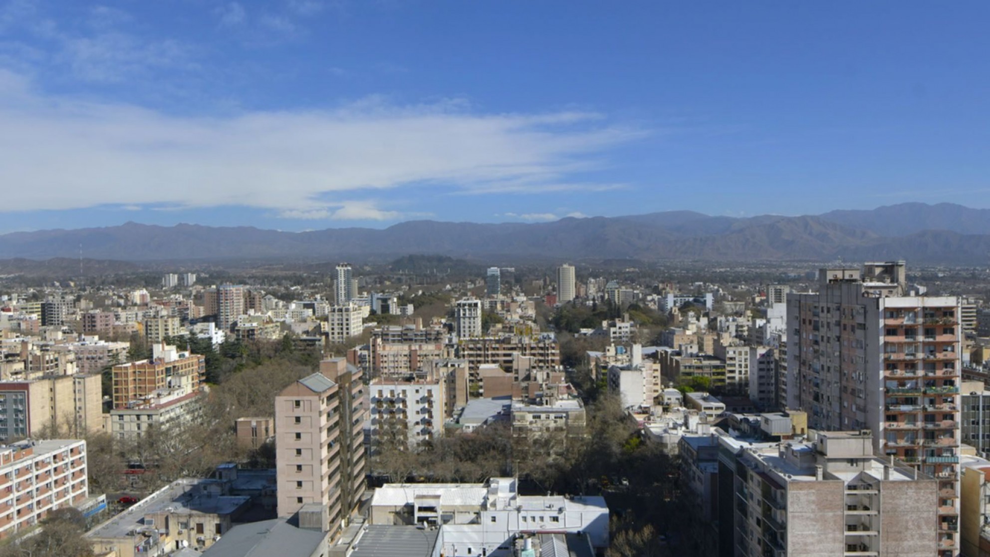 Tormentas aisladas y leve descenso de temperatura, el pronóstico para este jueves en Mendoza